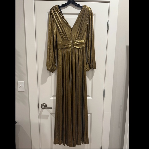 One33 Social Kathy Maxi Gown- Gold - Picture 2 of 7